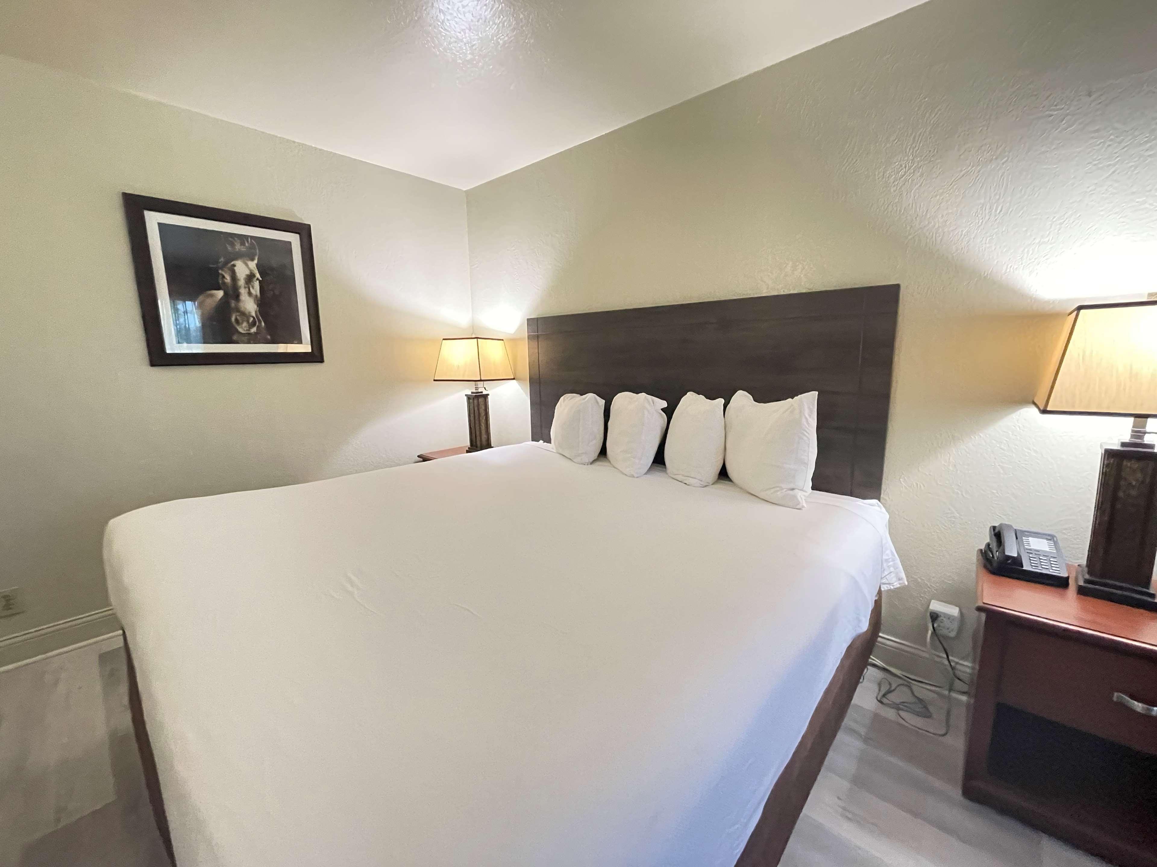 Surestay Plus By Best Western Lawton Bagian luar foto