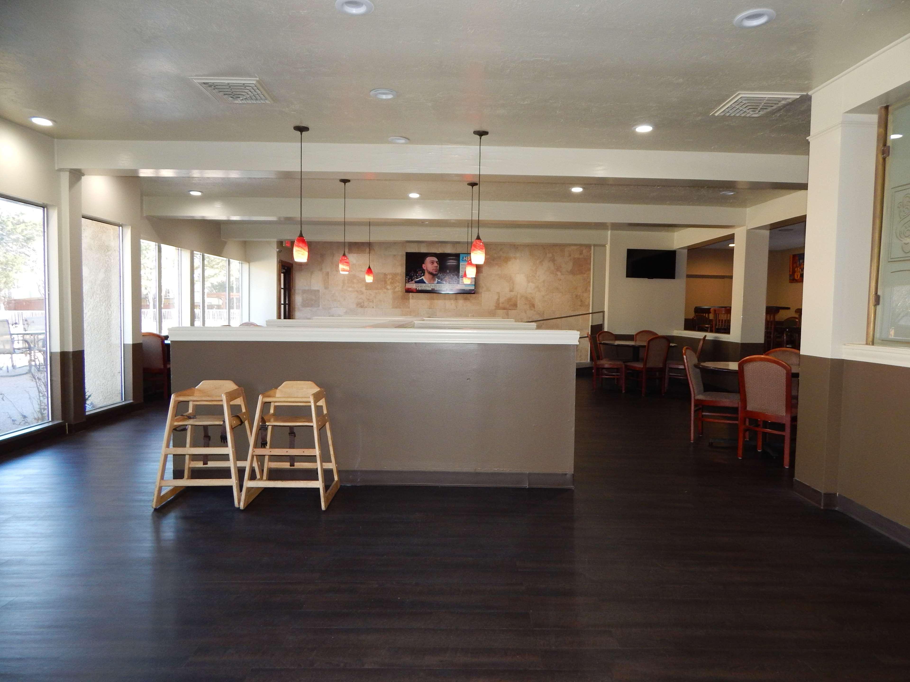 Surestay Plus By Best Western Lawton Bagian luar foto